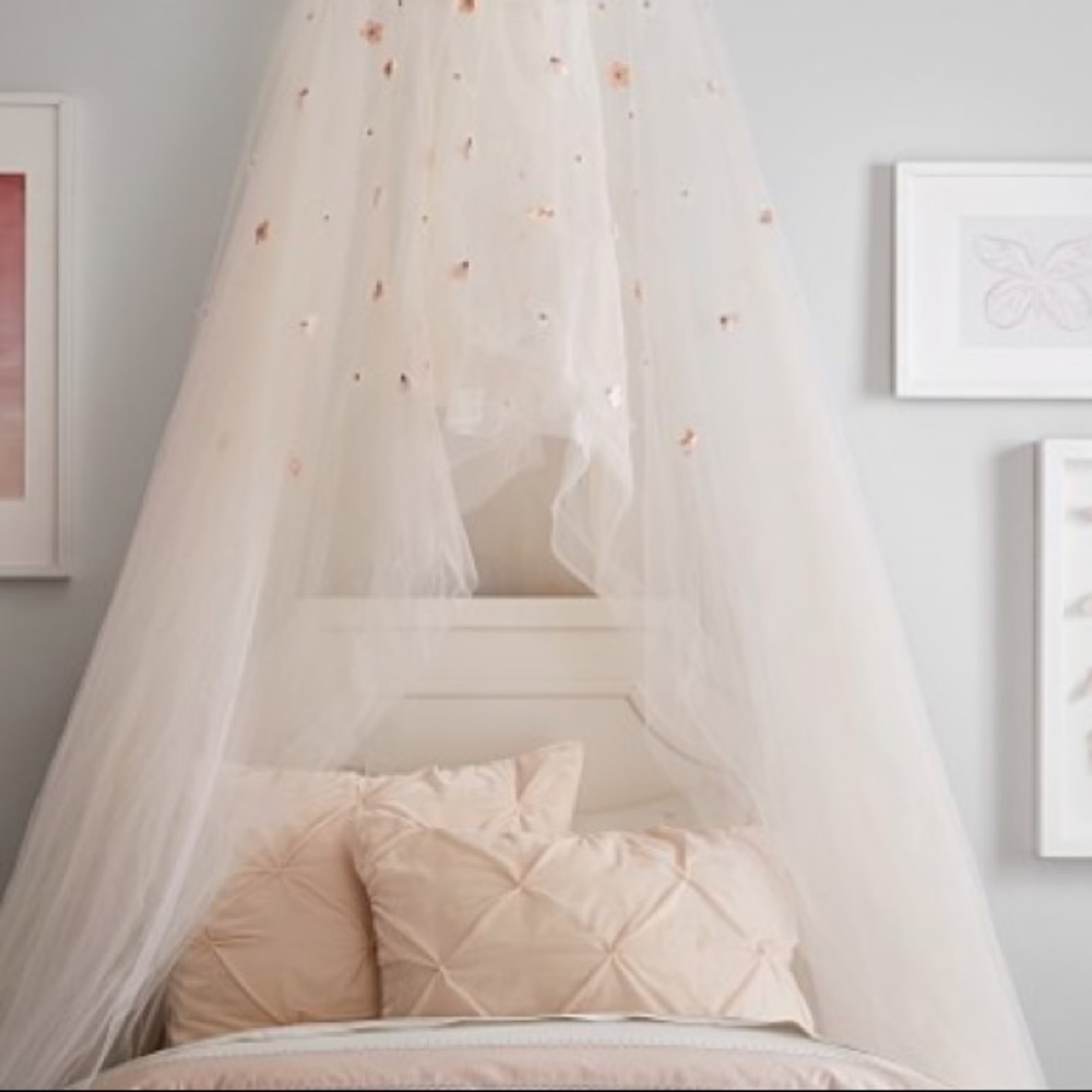 Beautiful Pottery Barn Monique Lhuillier Canopy